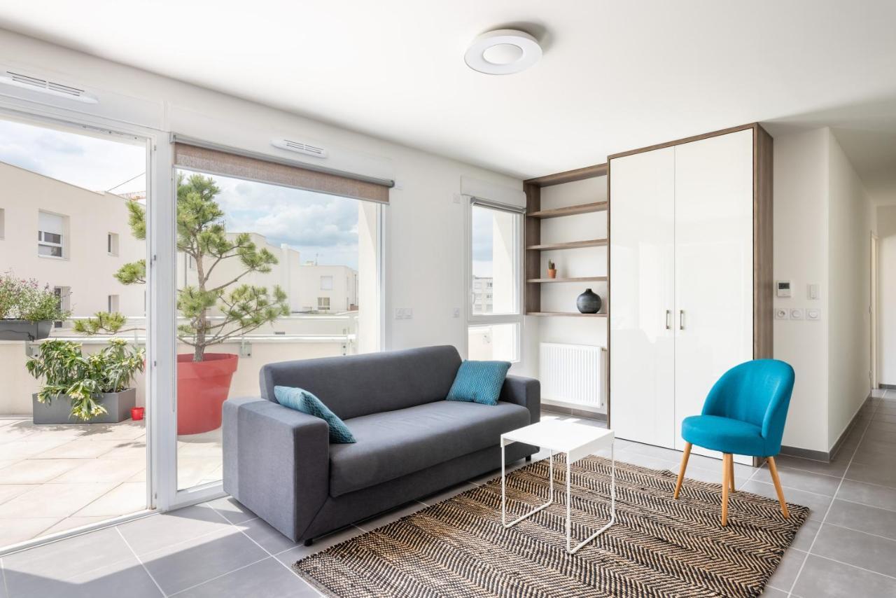 Appartement De Standing Avec Grande Terrasse Villeurbanne Exteriér fotografie
